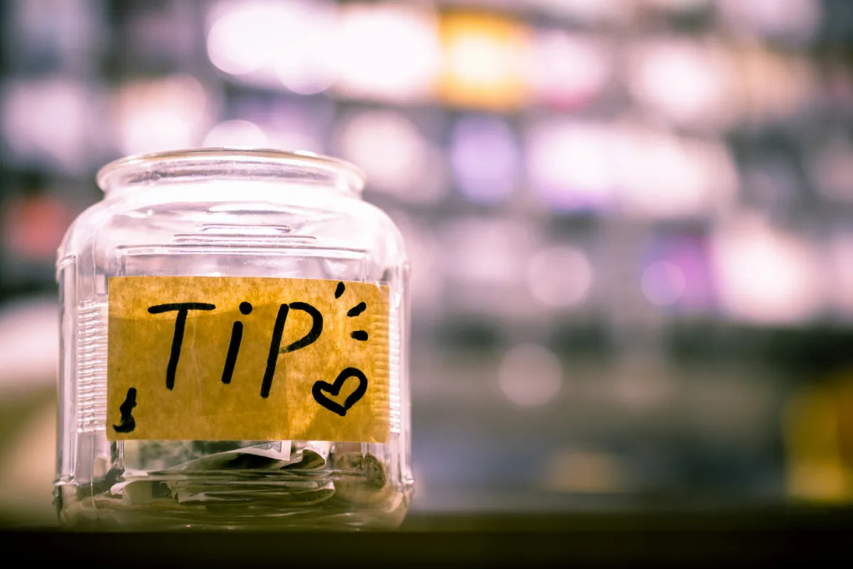 วัฒนธรรมการทิปในออสเตรีย ให้ยังไงไม่ให้เด๋อ? (Tipping in Austria)